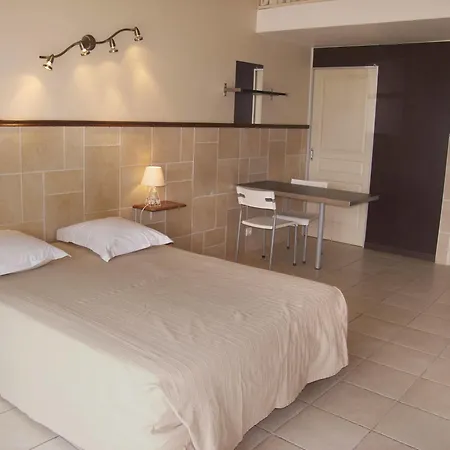 Hotel Et Les Amandiers Saint-Raphael (Var)