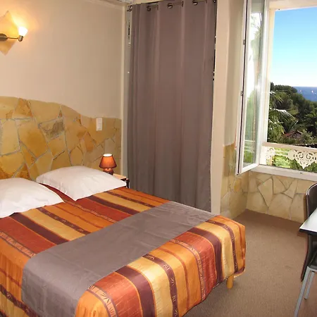 Et Les Amandiers Hotel *